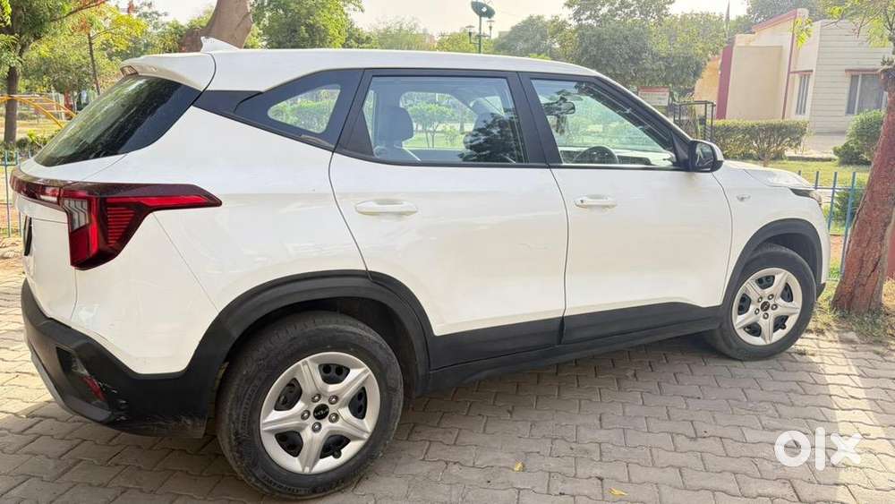Kia Petrol Manual Car 2024