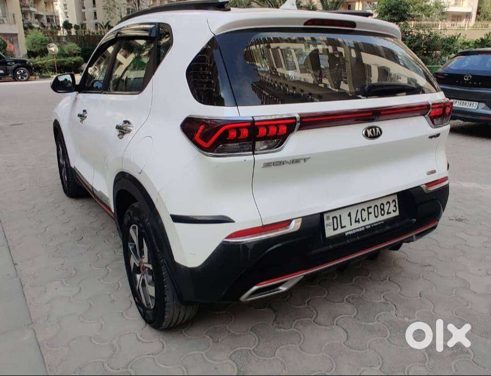 Doctor Driven Car With Service Records