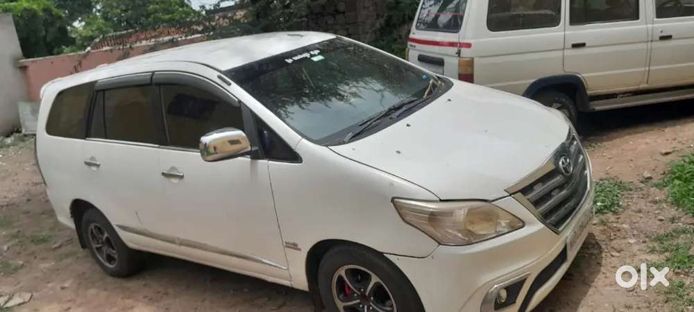 Toyota Innova 2.5 V 7 2007 Leather Seat Covers