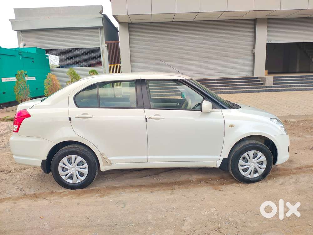 Maruti Suzuki Swift Dzire 1.2 Vxi Bsiv, 2011, Petrol