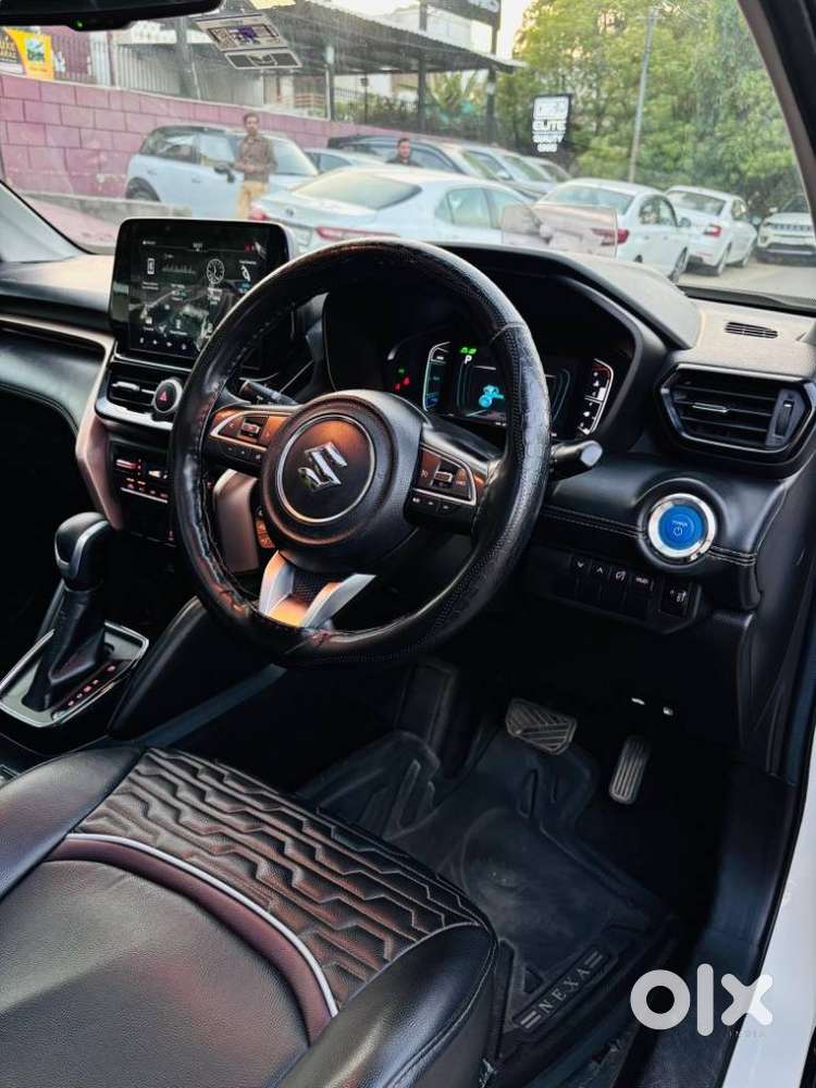 Maruti Suzuki Grand Vitara 1.5 Zeta Plus Intelligent Hybrid Ecvt, 20..