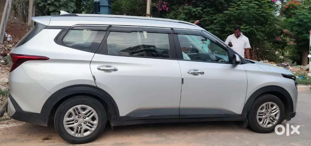 Kia Carens 1.5 Prestige 2024