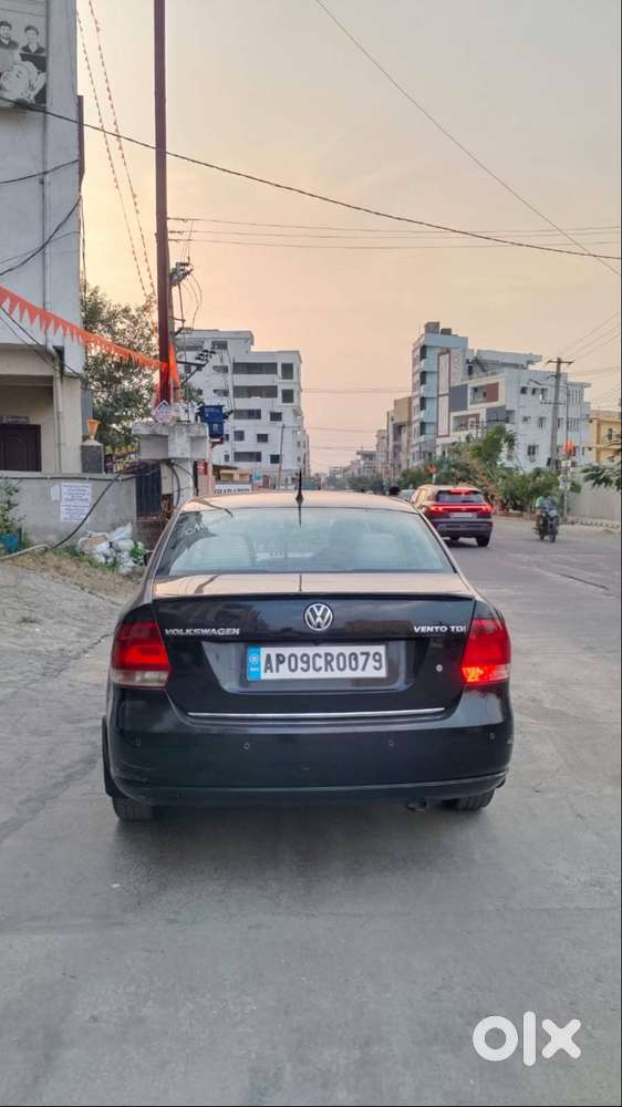 Volkswagen Vento Celeste 2013 Diesel Car