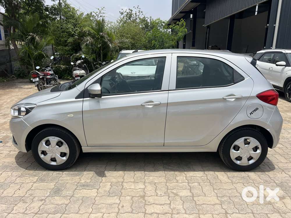 Tata Tiago 1.2 Revotron Xt Rhythm, 2018, Petrol