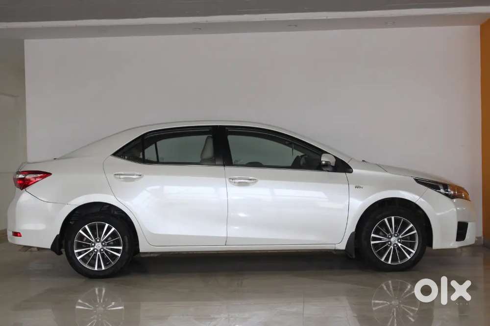 Toyota Corolla Altis 1.8 V Automatic