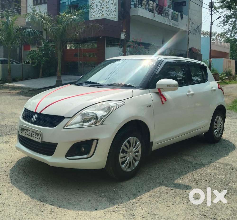 Maruti Suzuki Swift Vxi 1.2 Abs Bs-iv, 2017, Petrol
