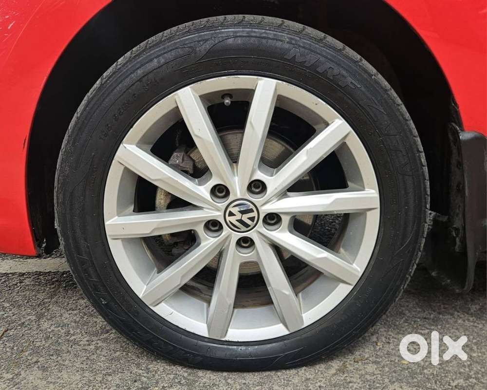 Volkswagen Vento 1.2 Highline Plus At 16 Alloy, 2018, Petrol