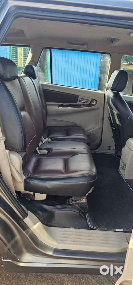 Toyota Innova Diesel 2014
