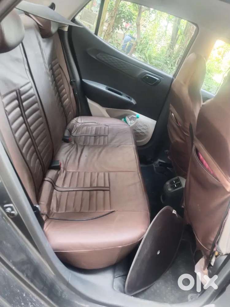 Hyundai Aura 2022 सीएनजी और अन्य 95000 Km Driven