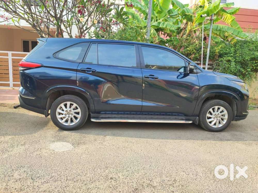 Toyota Innova Hycross 2.0 Gx 8 Str, 2023, Petrol