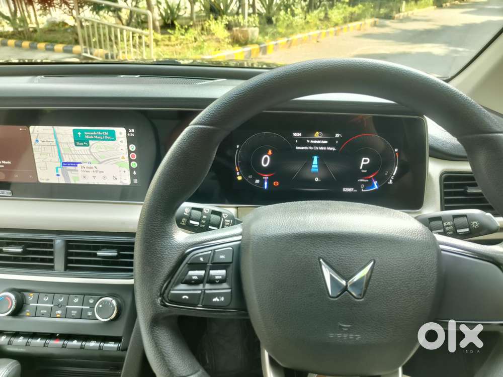 Mahindra Xuv700 2.2 Ax 5 Diesel At 7 Str, 2023, Diesel