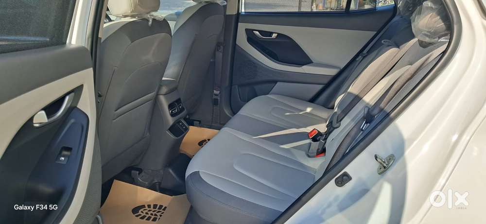 Hyundai Creta Mpi Ivt S(o) Year, 2024, Petrol
