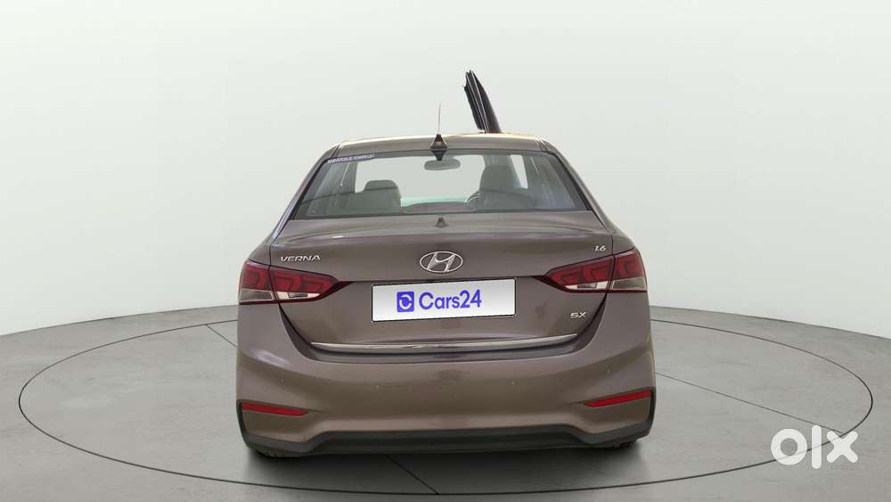 Hyundai Verna 1.6 Sx (o) Vtvt, 2017, Petrol