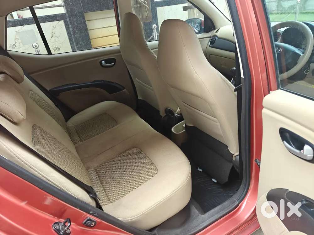 Hyundai I10 Sportz 2010 Model