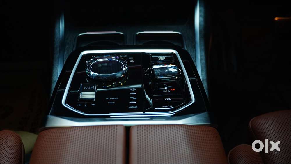 Bmw 7 Series 740i M Sport Petrol Automatic, 2025, Petrol