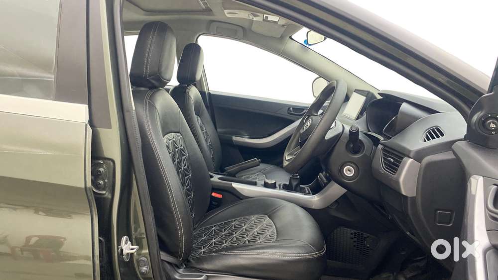 Tata Nexon 1.2 Revotron Xm (s), 2023, Petrol