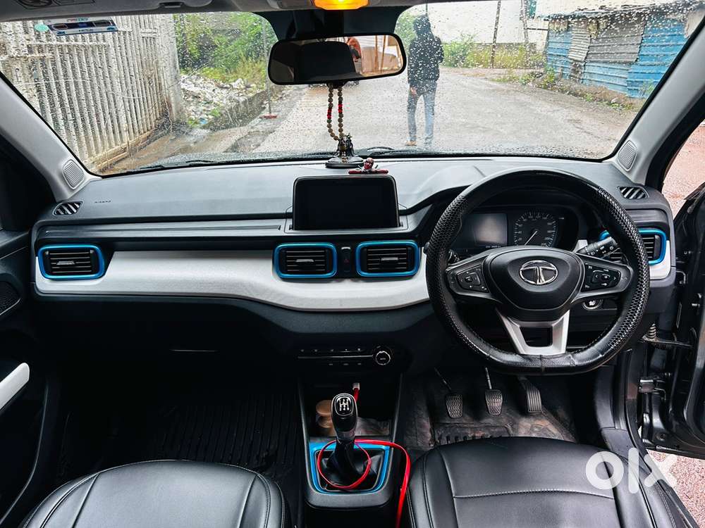 2021 Tata Punch Petrol Manual Dual Tone