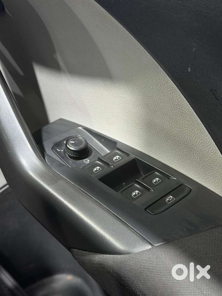 Skoda Kushaq 1.0 Tsi Ambition At, 2021, Petrol