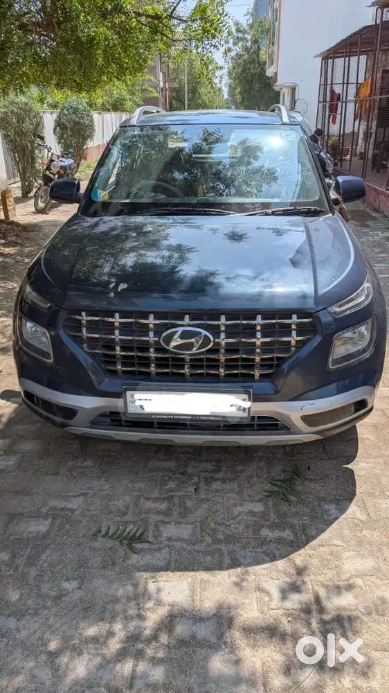 Hyundai Venue 2021 Less Driven Only 29000