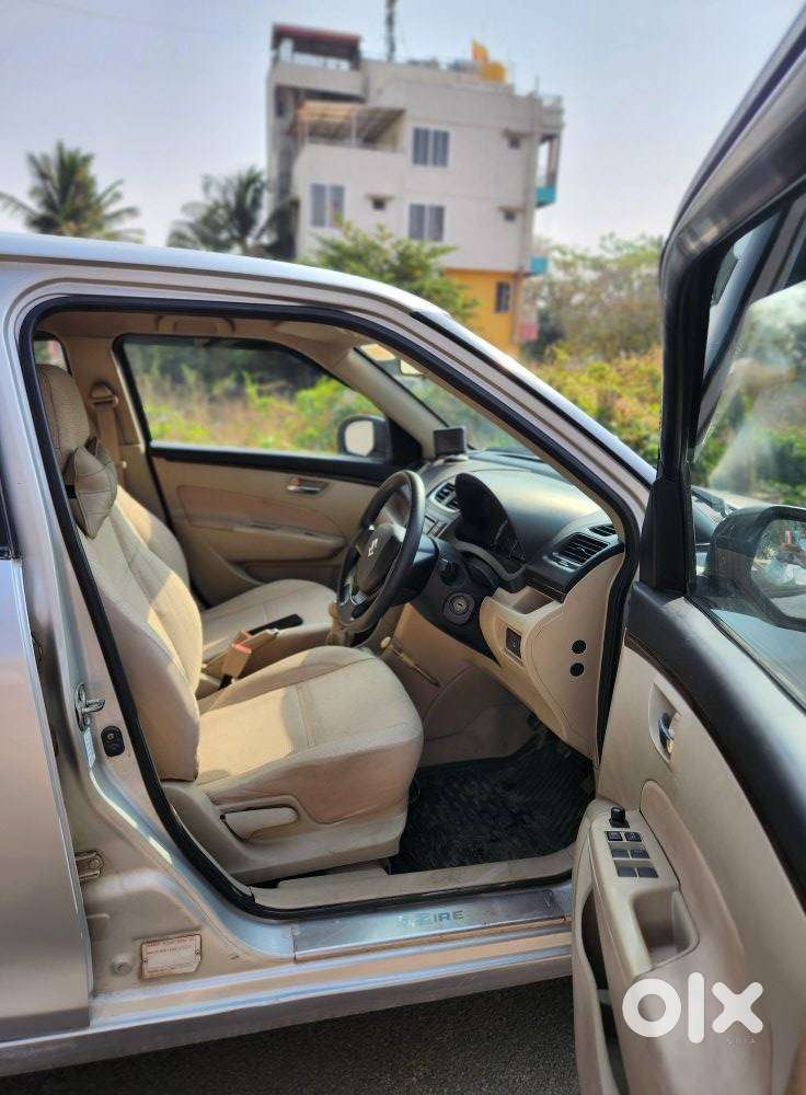 Maruti Suzuki Dzire 1.2 Vxi, 2013, Petrol