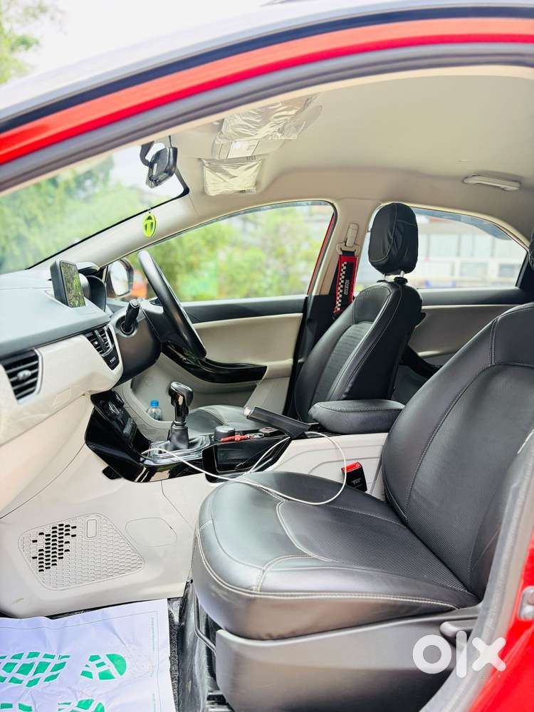 Tata Nexon 1.2 Revotron Xz Plus Dual Tone, 2021, Petrol