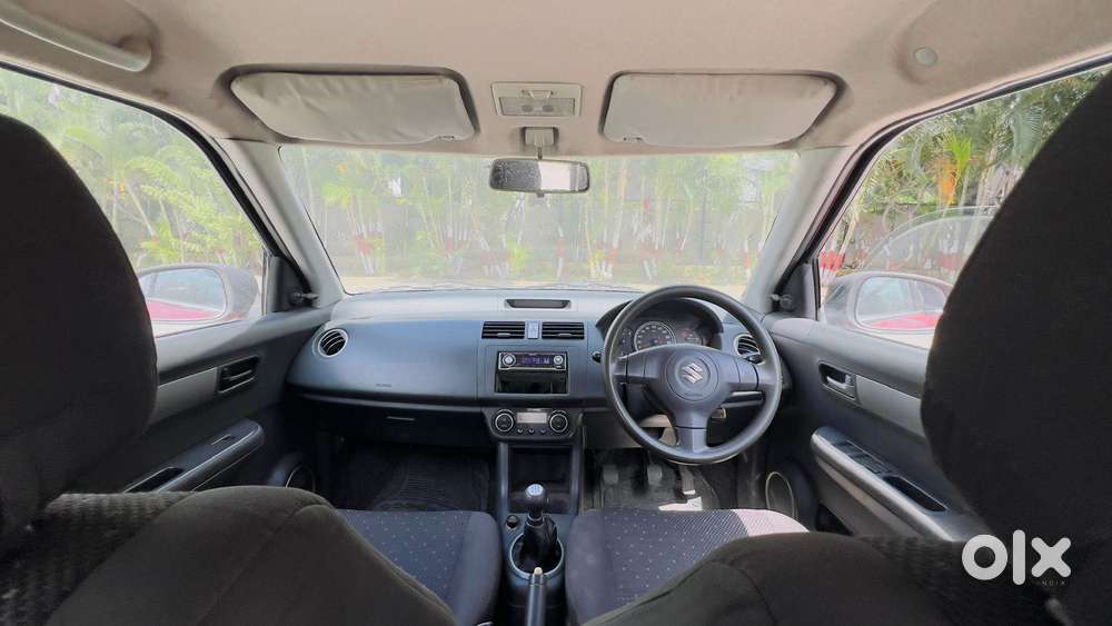 Maruti Suzuki Swift Vvt Zxi, 2007, Petrol