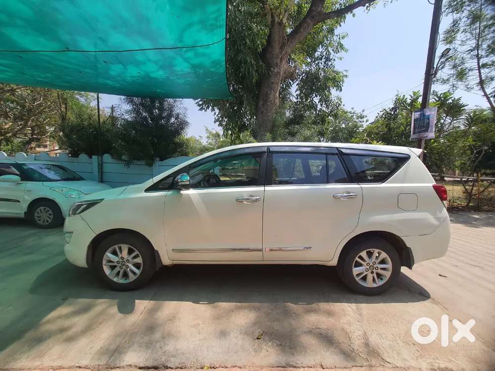 Toyota Innova Crysta 2017 Diesel Automatic. 2.8z Automatic