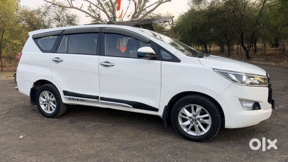Toyota Innova Crysta 2.4 G Mt, 2018, Diesel