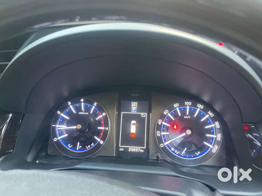 Toyota Innova Crysta, 2022, Petrol