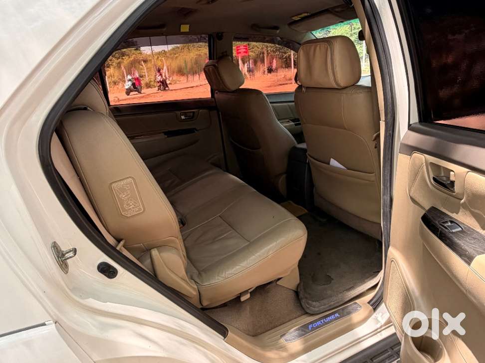 Toyota Fortuner 2011-2016 4x2 At, 2012, Diesel