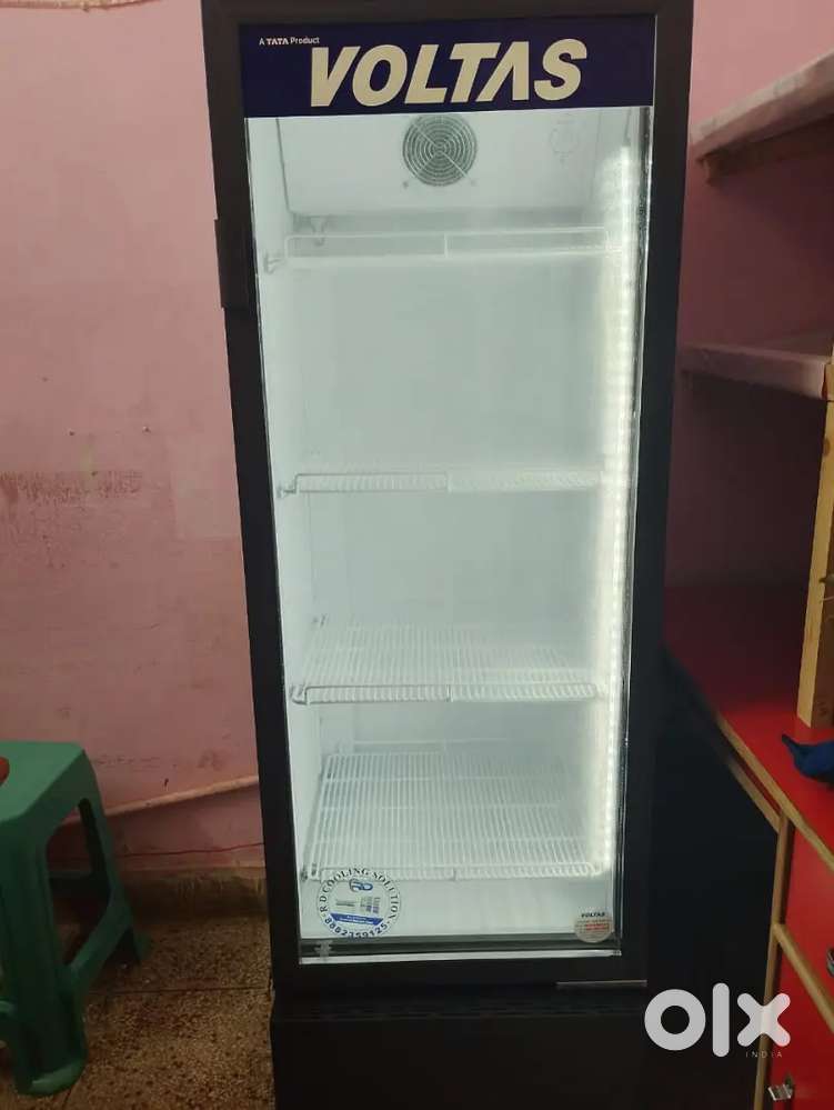 Voltas comercial single glass door