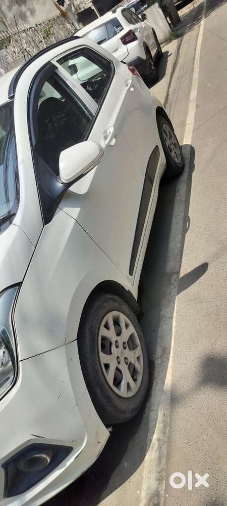 Hyundai Grand I10 Sportz, 2016, Petrol
