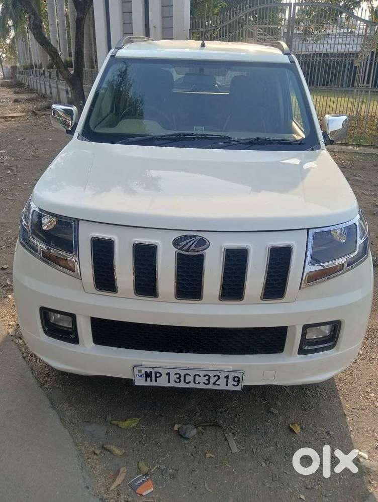 Mahindra Tuv 300 T10, 2018, Diesel