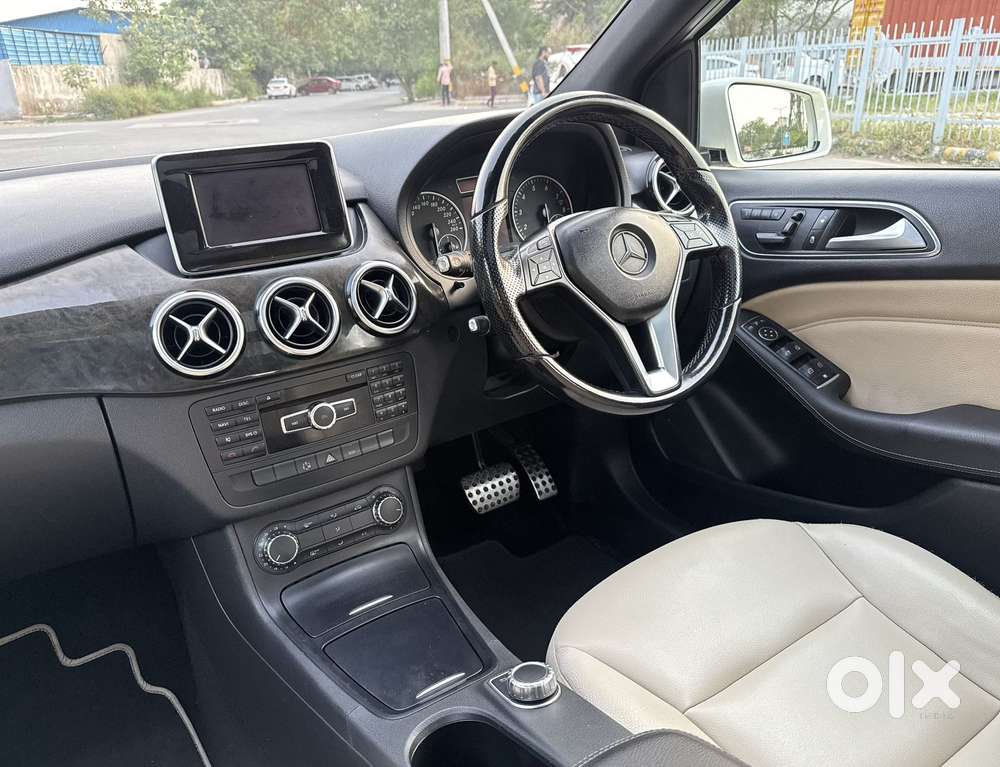 Mercedes-benz B Class 2012-2015 B180 Sports, 2012, Petrol