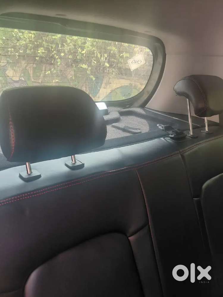 Hyundai Exter Sx Top Model With Sunroof.
2023(july) Model.petrol+cng