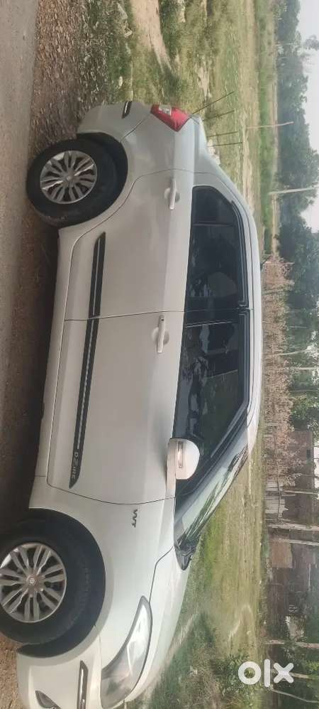 Maruti Suzuki Swift Dzire 2016 Petrol 73000 Km Driven