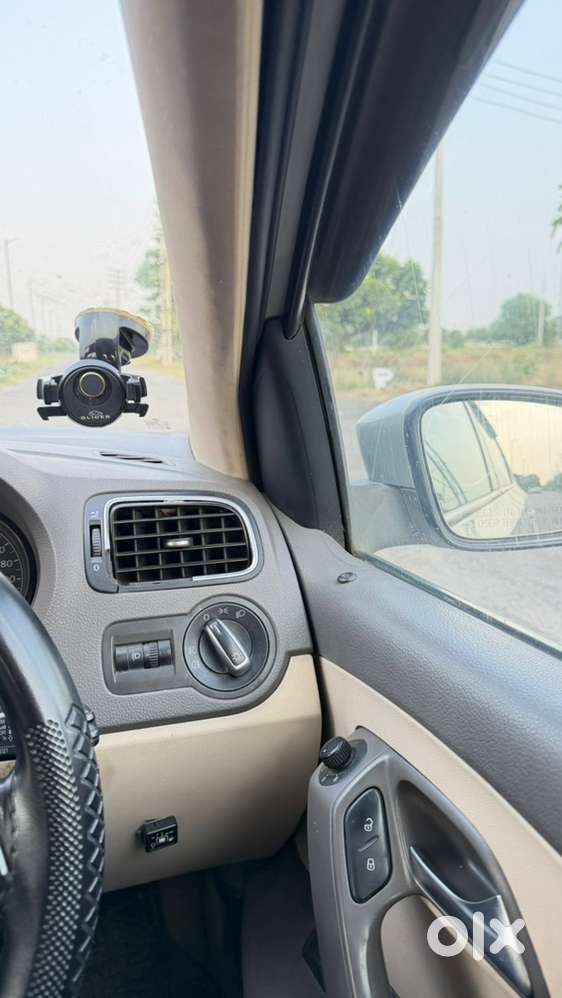 Volkswagen Vento Hybrid 2013