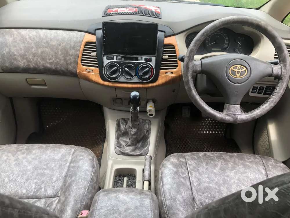 Toyota Innova Diesel 7 2010