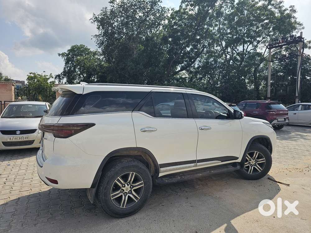 Toyota Fortuner 2021 Diesel Well Maintained