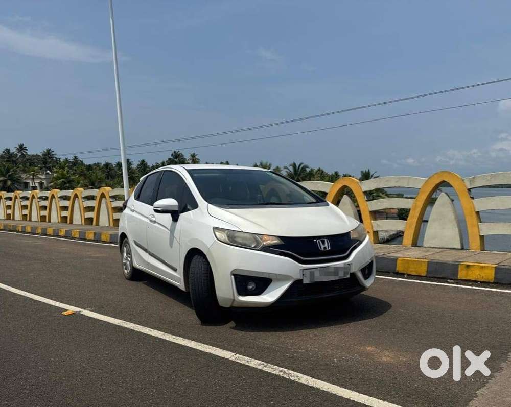 Honda Jazz 1.2v Mt 2015