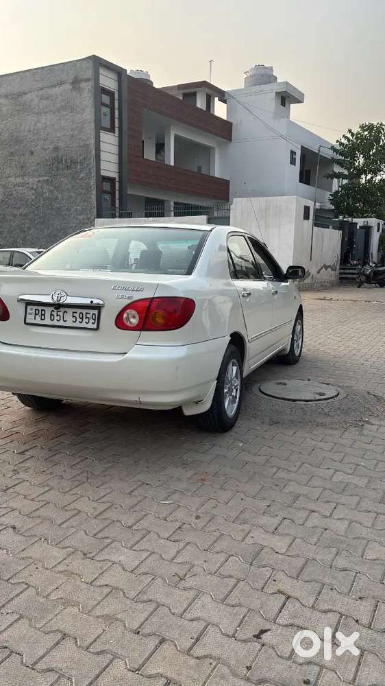 Toyota Corolla Altis 2004 Manual Petrol