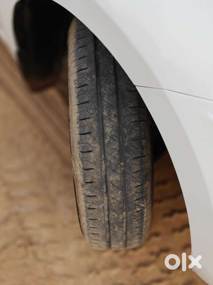 Maruti Suzuki Swift Dzire 1.2 Vxi Bsiv, 2018, Petrol