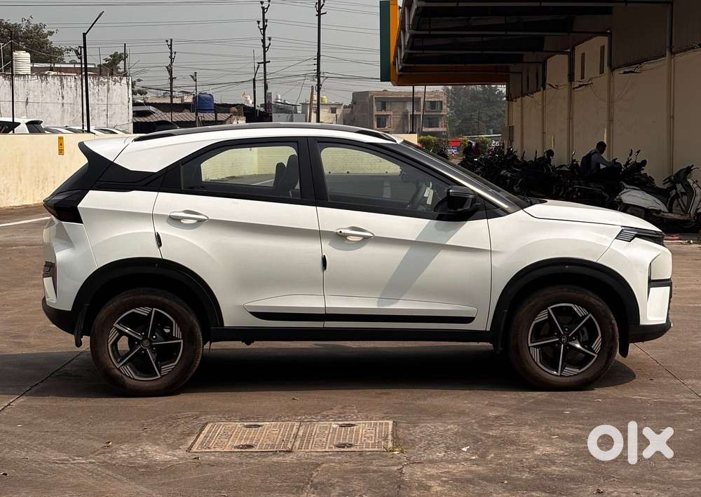 Tata Nexon Creative 1.2 Revotron Petrol 6 Amt, 2025, Petrol
