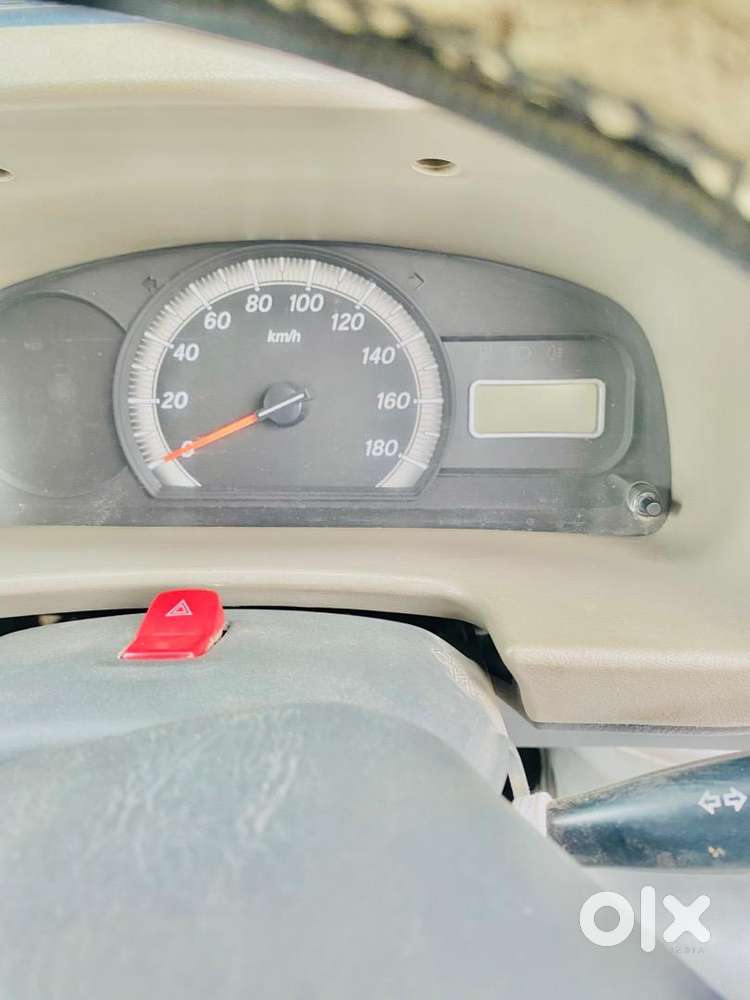 Maruti Suzuki Eeco 2015