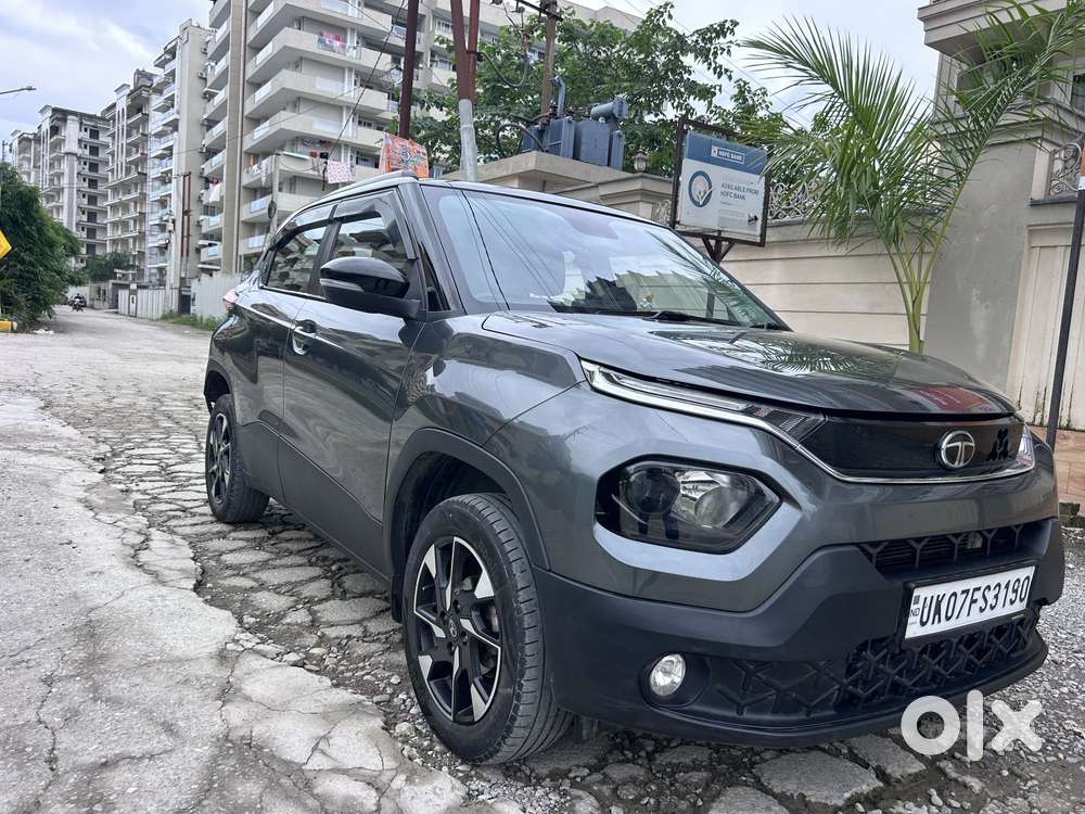 Tata Punch 1.2 Revotron Creative Ira Dual Tone, 2024, Petrol