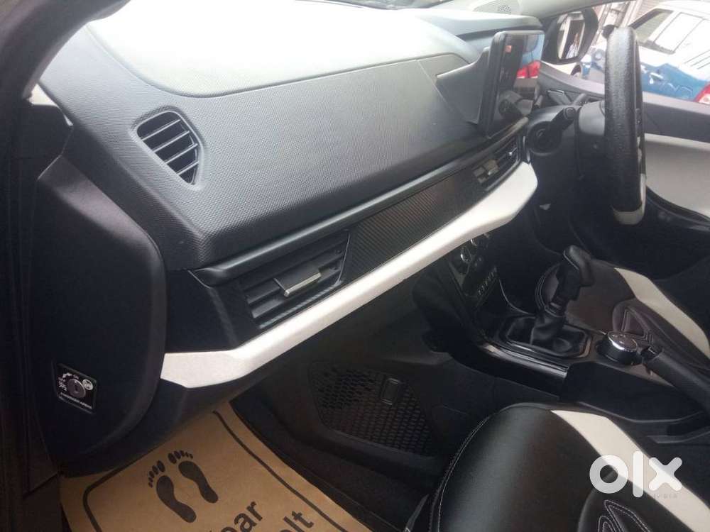 Tata Nexon Pure 1.2 S Revotron Petrol 6 Mt, 2025, Petrol