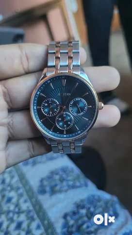 Titan watch sell sales