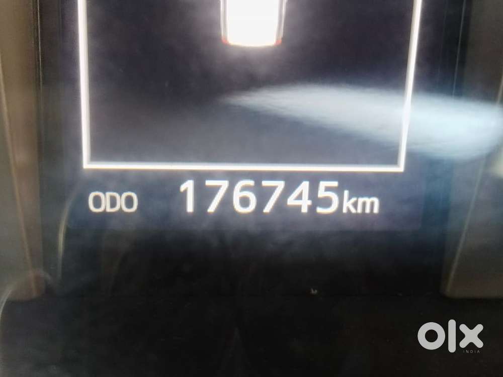 Toyota Innova Crysta 2.8z Automatic, 2016, Diesel