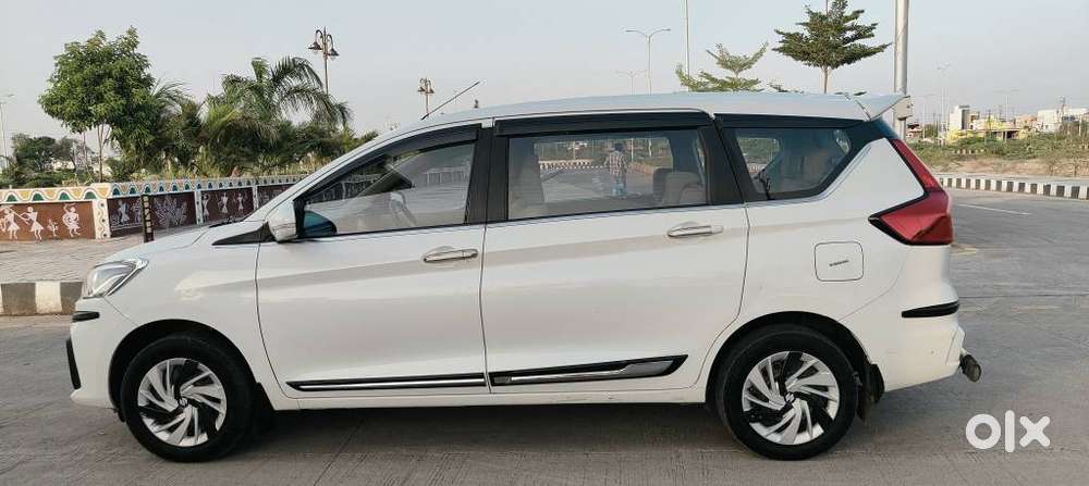 Maruti Suzuki Ertiga 2022-2023  Vxi, 2023, Lpg