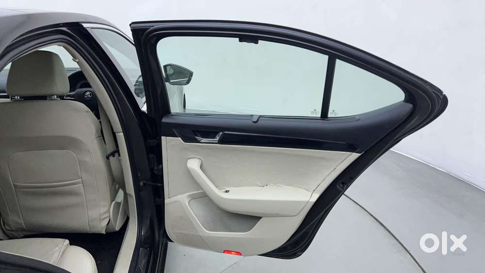 Skoda Superb 2.0 L&k Tsi At, 2016, Diesel